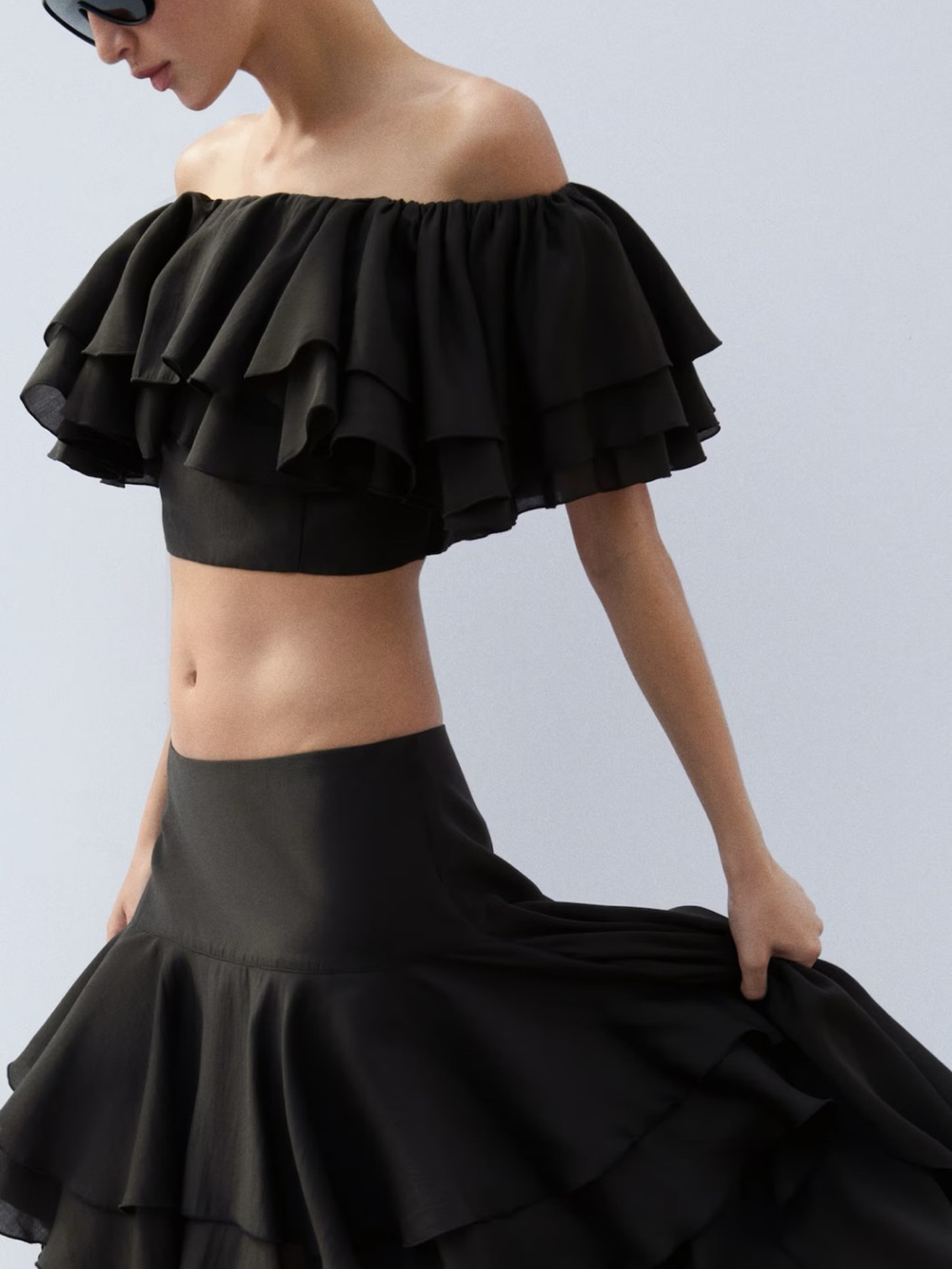 H&M Black Off-Shoulder Ruffle High-Low Skirt Set skirt Size 6 top size small